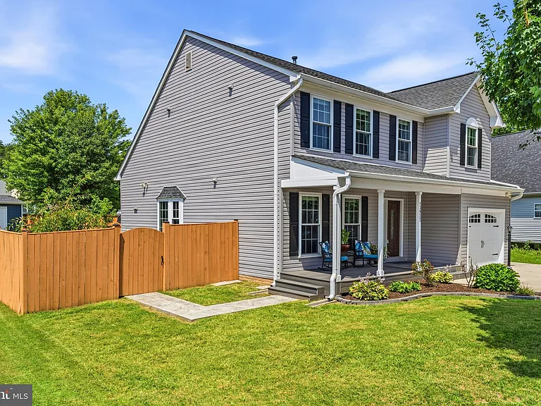 13922 Rutgers Ct — Photo 5