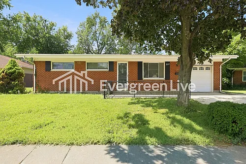 309 Brownstone Dr Photo 1