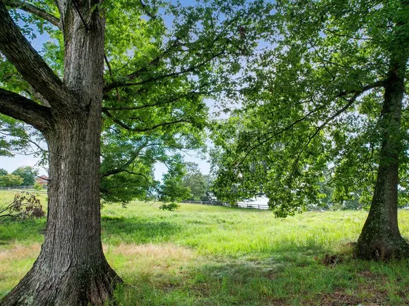 0 Colonade Dr, Abingdon, VA 24210