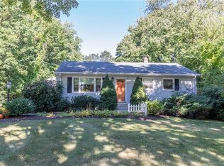 180 Putting Green Rd, Fairfield, CT 06825