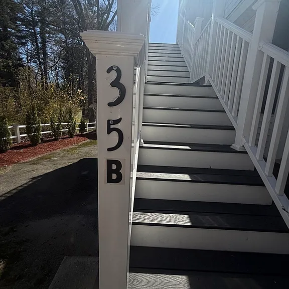 35B Beach St #B — Photo 14