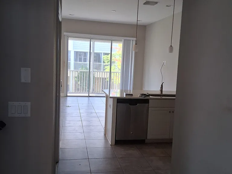 3199 Nautical Pl S — Photo 29