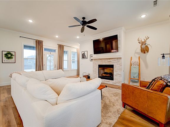 4th image of 1521 Westridge Ln