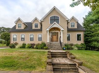 119 Ridgewood Rd, Milton, MA 02186
