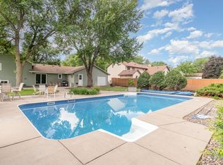 9962 107th Pl N, Maple Grove, MN 55369
