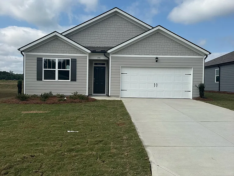 103 Babcock Dr NE — Photo 1