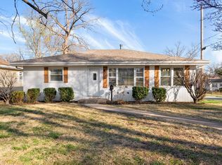 310 Aubuchon St, Florissant, MO 63031