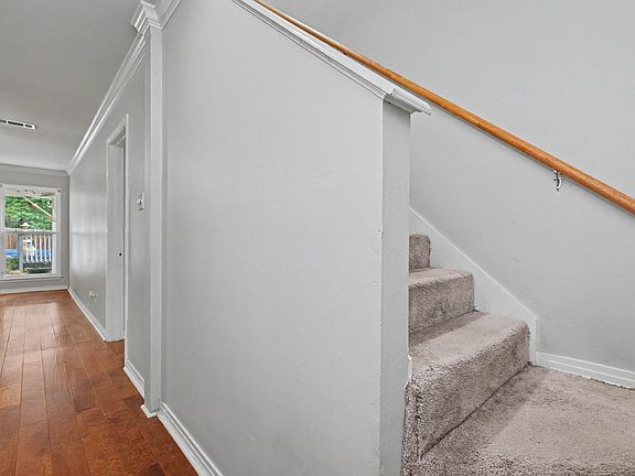 3rd image of 6312 Allwood Dr