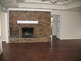 SPACIOUS FAMILY ROOM