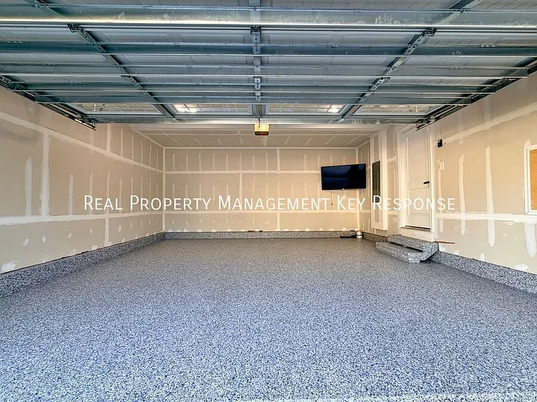 5068 Snow Owl Ct — Photo 18
