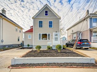 14 Cedar St, Keyport, NJ 07735