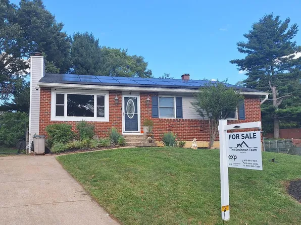 4 Fairbridge Ct, Owings Mills, MD 21117
