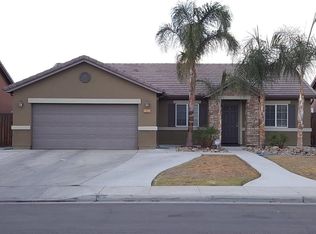 2605 Casa Serena Dr, Delano, CA 93215