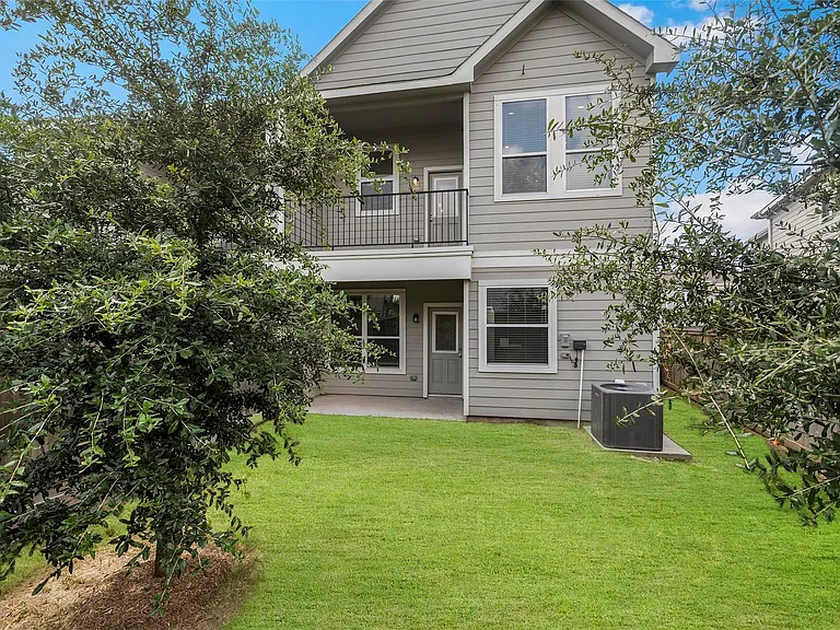 21130 Medina River Dr — Photo 29