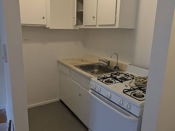 3rd image of 75-06 Woodside Ave #4C
