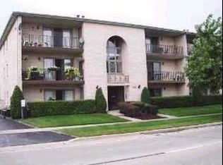 10538 Central Ave APT 3N, Chicago Ridge, IL 60415