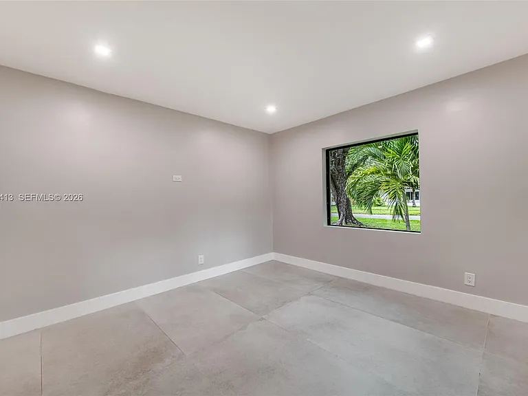 138 NW 106th St — Photo 20