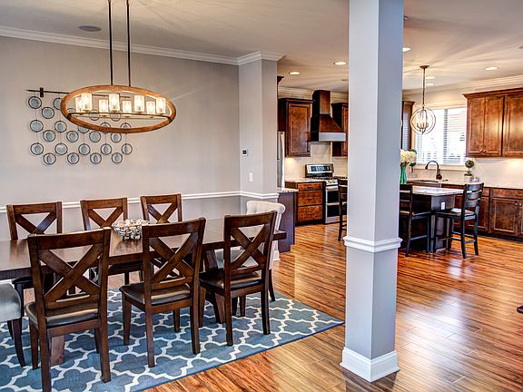 2nd image of 4018 Woodland Ridge Ct #2S9LOZ