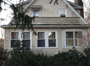 18 Klebart Ave, Webster, MA 01570