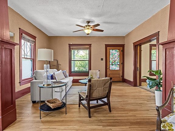 5th image of 907 Chipeta Ave