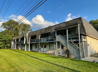 5685 Pontiac Lake Rd #11, Waterford, MI 48327