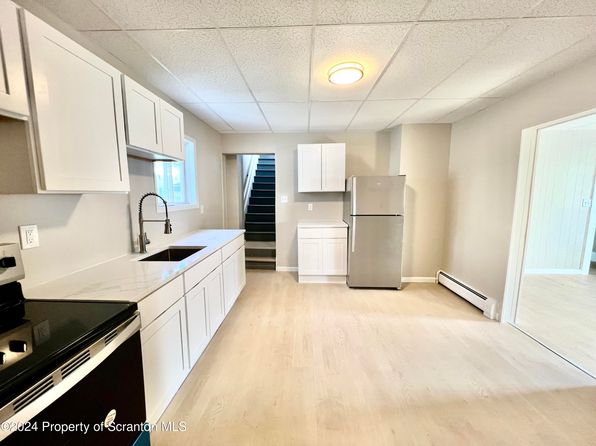 500 4th Ave APT 3