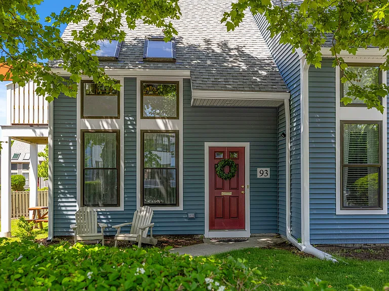93 Governor Winthrop Rd #7A — Photo 20