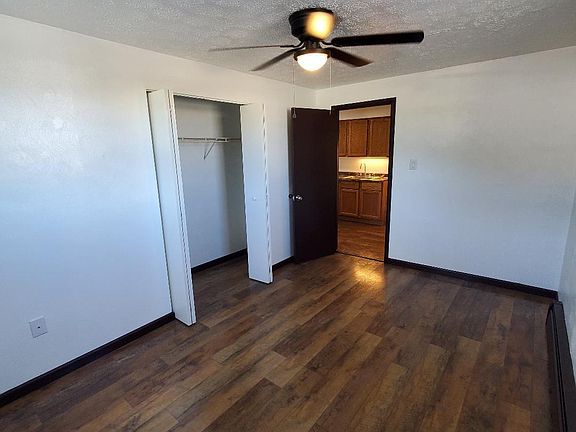 Bedroom 14x11 with Large Shelved closet