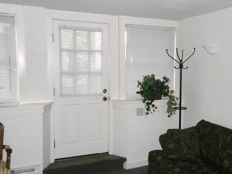 123 Highland Pl — Photo 3
