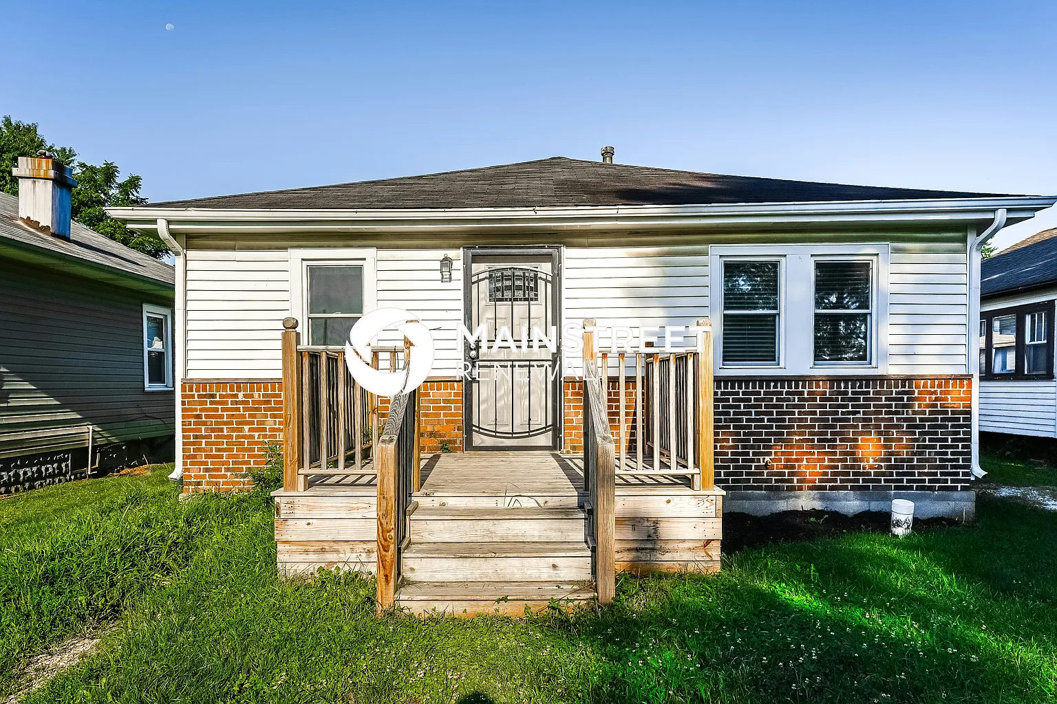 618 Woodrow Ave photo 1