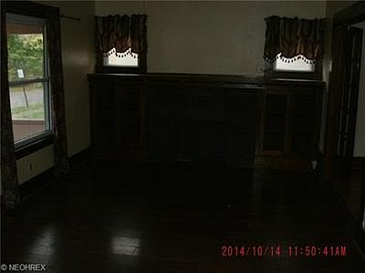 4th image of 312 E Wilson Ave