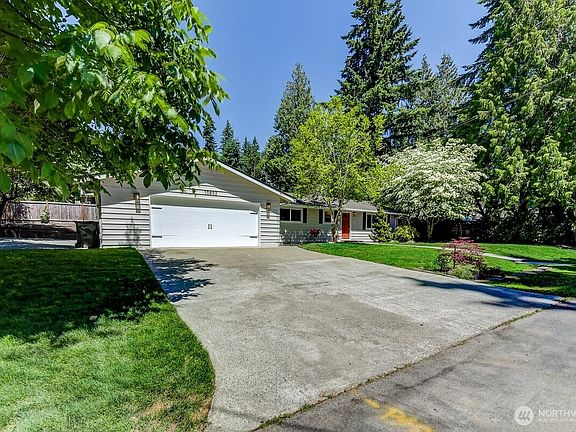 2nd image of 10852 NE 108th Street
