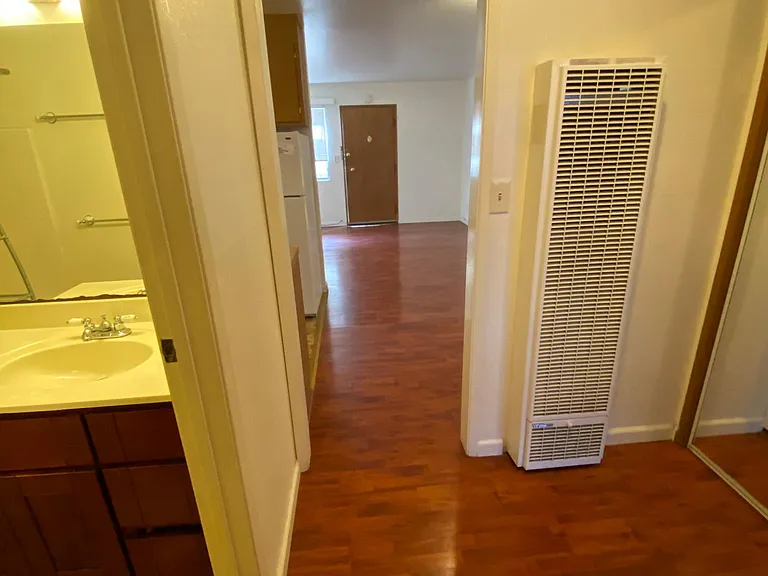 1146 Washington Ave #3 — Photo 17