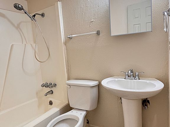 4th image of 1114 Union Valley Dr