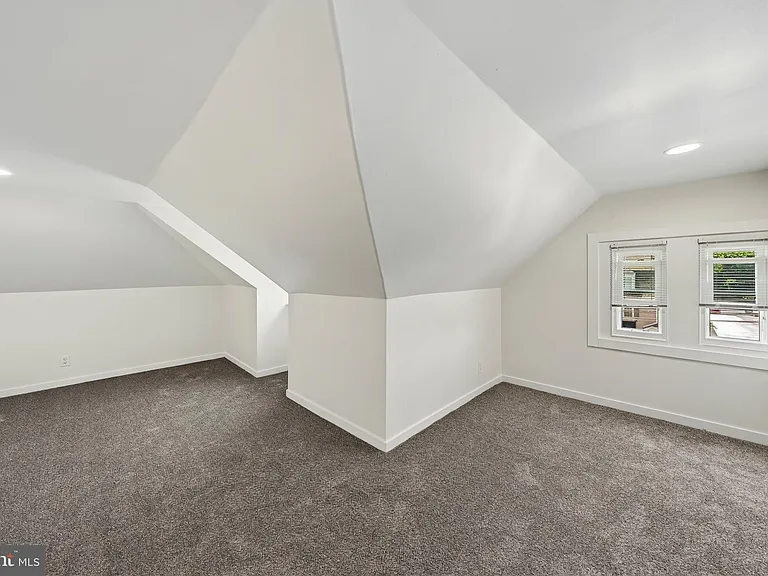 445 E Main St #2 — Photo 16