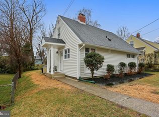 5914 Halsey Rd, Rockville, MD 20851