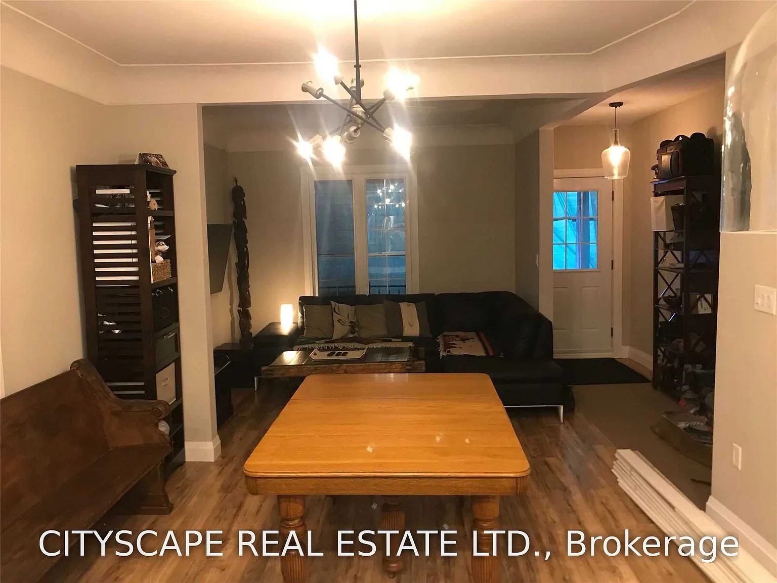 4 bed, $2,600 — Photo 4
