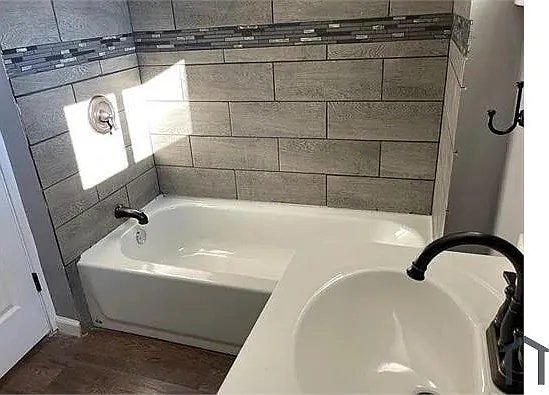 3 bed, $1,500 — Photo 4