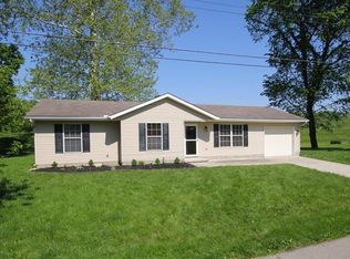 6390 Shore Dr, Dayton, OH 45424