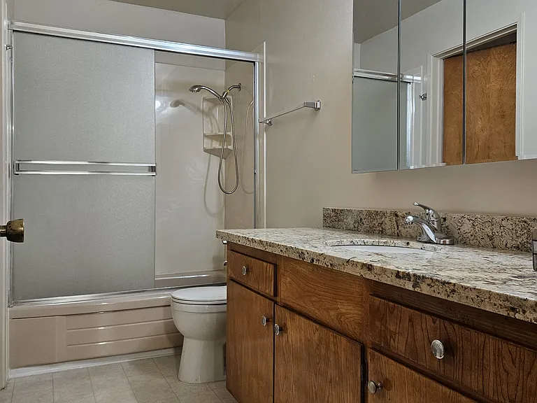 1064 E St #202 — Photo 5