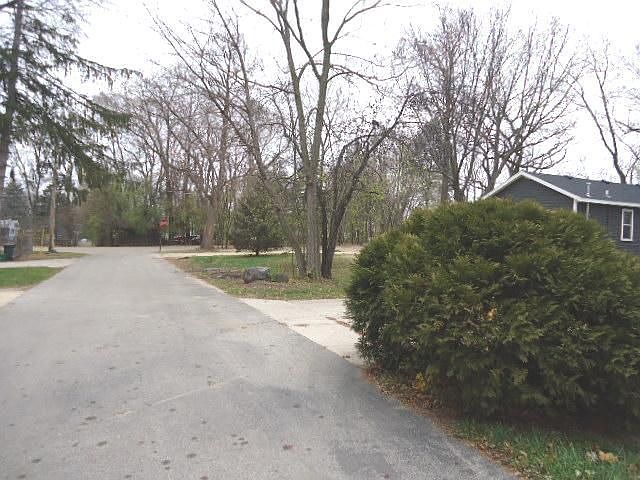 2nd image of 11440 N Hill Ave
