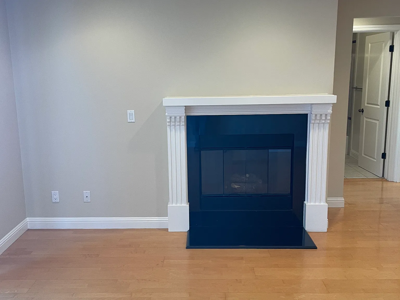2 bed, 750 sqft, $4,000 — Photo 4