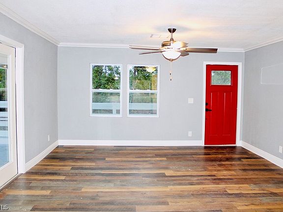 5th image of 1422 Tangerine St