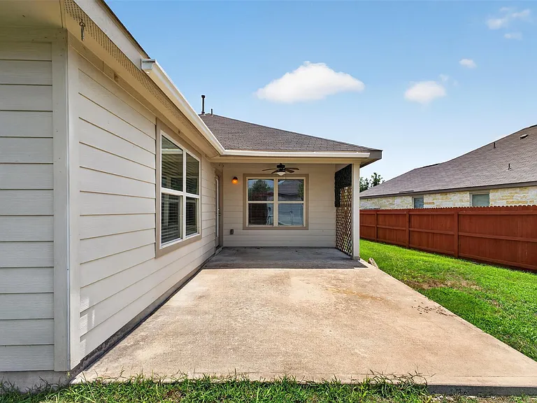141 Vermilion Marble Trl — Photo 34