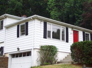 108 Luciani St, Woodbridge, CT 06525