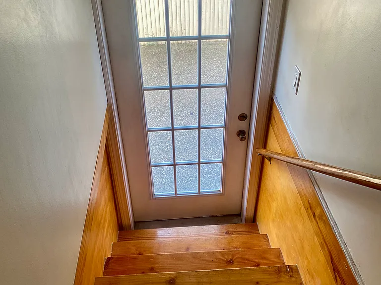 67 Linden Ave #2 — Photo 13