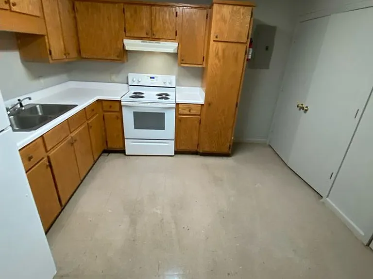 1020 South St #10 — Photo 20