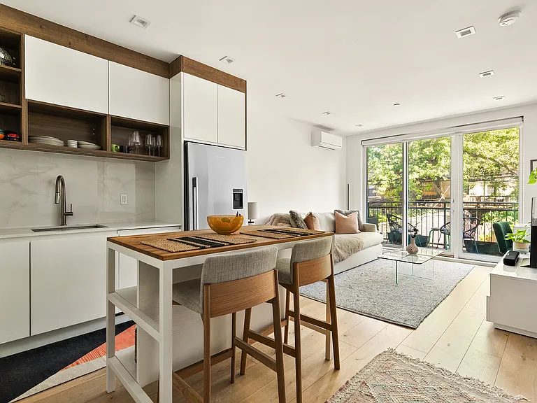 197 Quincy St #2B — Photo 2