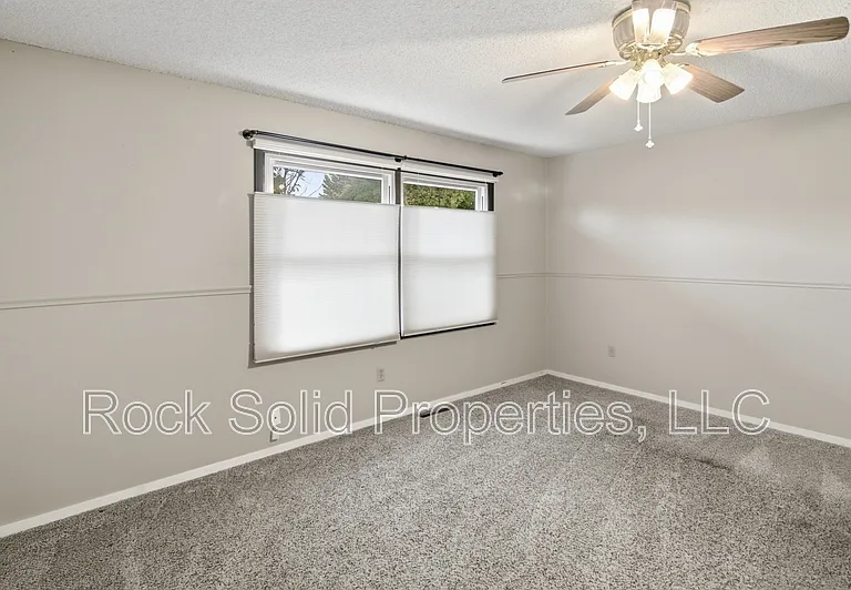 5416 Meadowbrook Dr — Photo 14