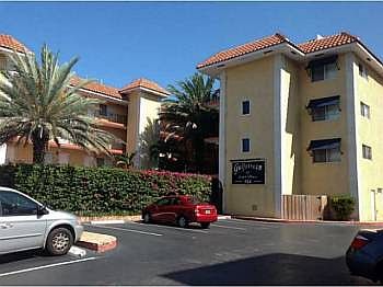 1st image of 924 SE 2nd St APT 34